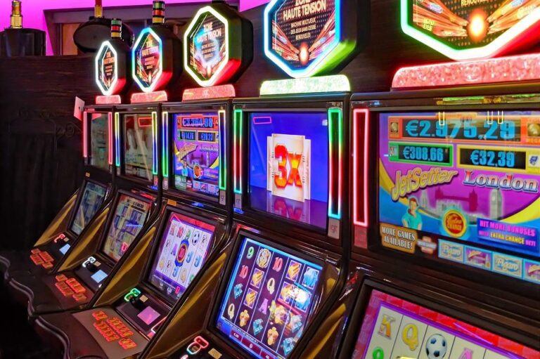 Slot Themes - Image of Slot Machines