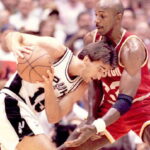 NBA 2K23 Replica Builds: Clyde Drexler Build